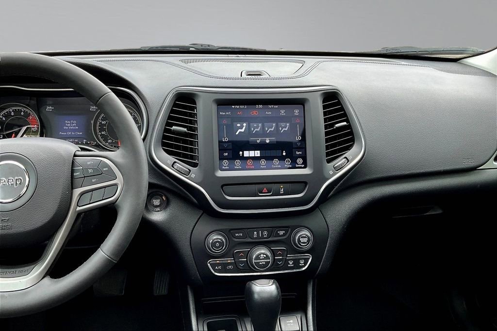 Used 2022 Jeep Cherokee Latitude Lux w/ Sun & Sound Group FWD image 10