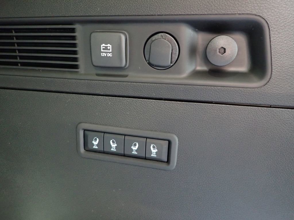 New 2026 Jeep Grand Wagoneer Limited AWD/4WD image 19