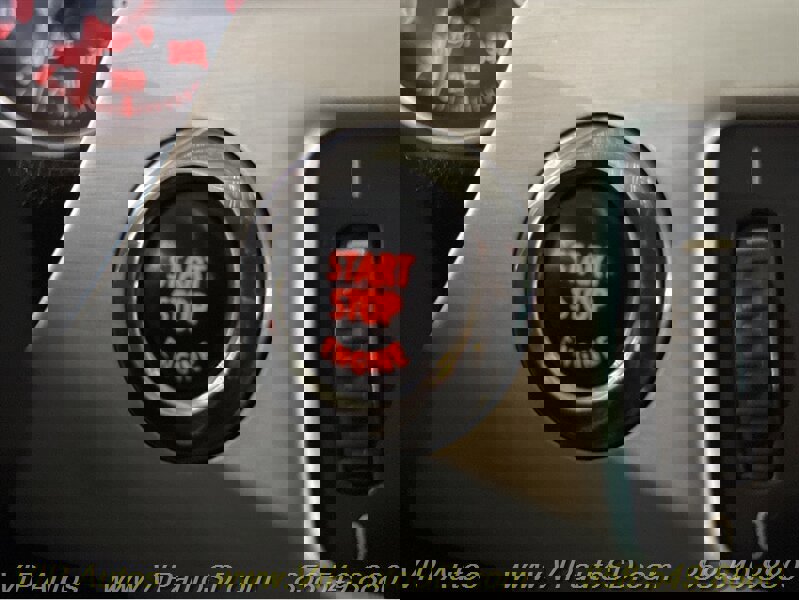 Used 2008 BMW 328i Convertible image 24