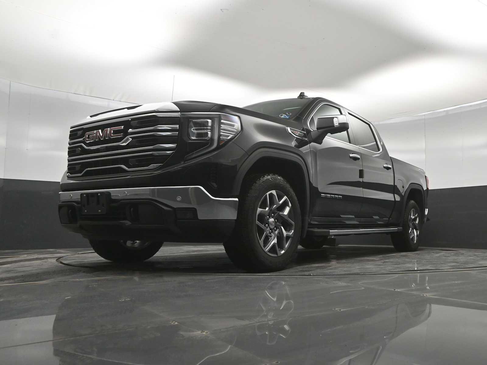 New 2026 GMC Sierra 1500 SLT w/ SLT Premium Plus Package AWD/4WD image 38