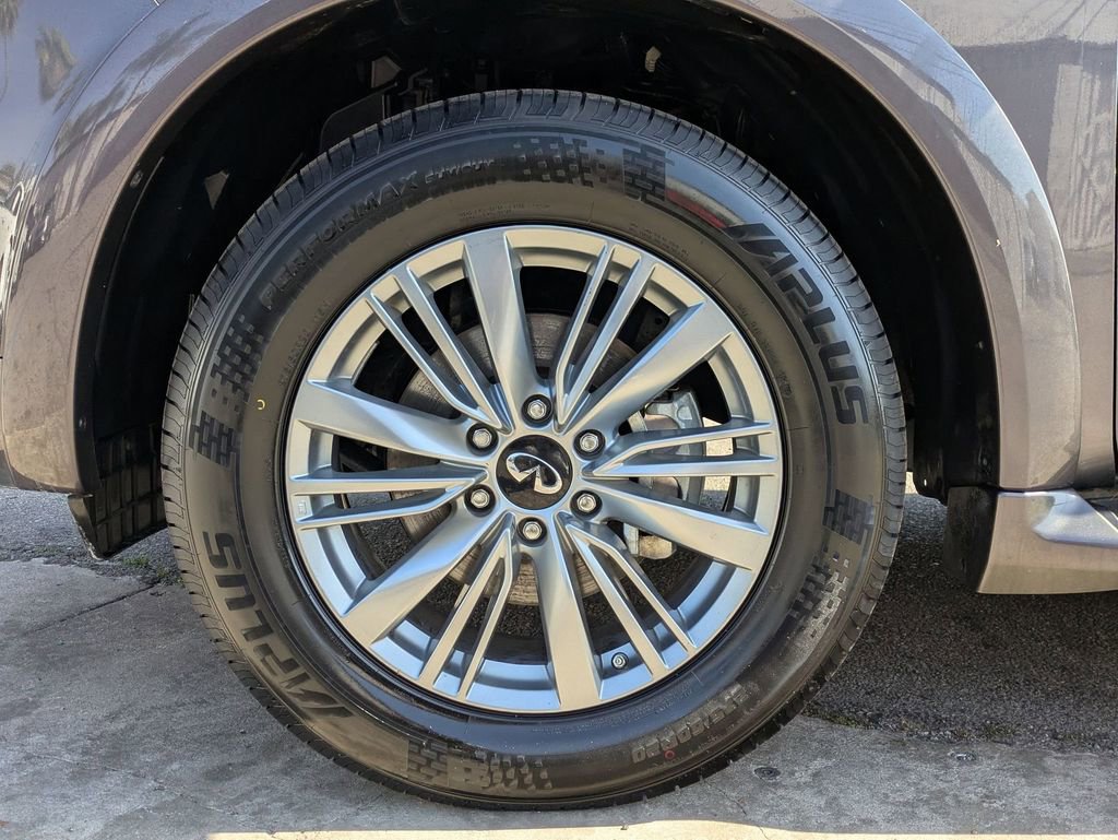 Used 2024 INFINITI QX80 Luxe image 31