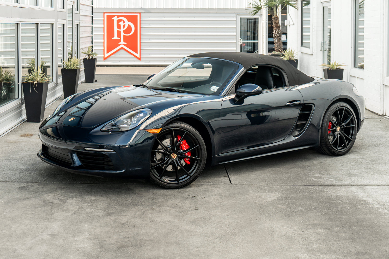 Used 2019 Porsche 718 Boxster S RWD image 9