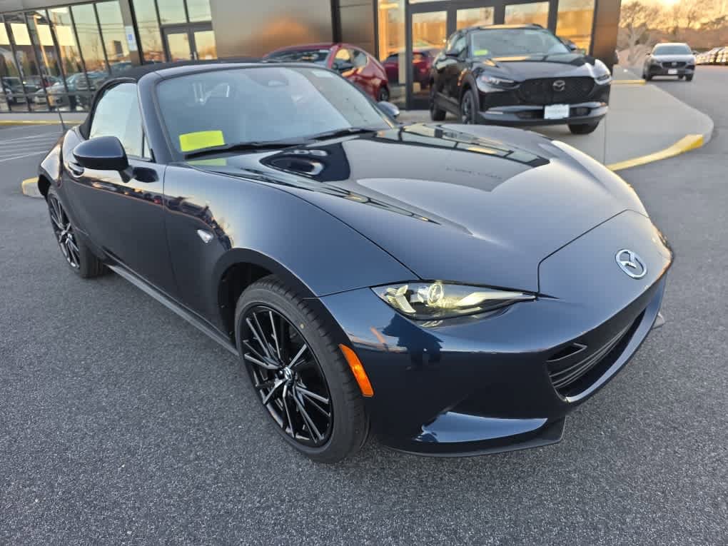 New 2025 MAZDA MX-5 Miata Grand Touring RWD image 4