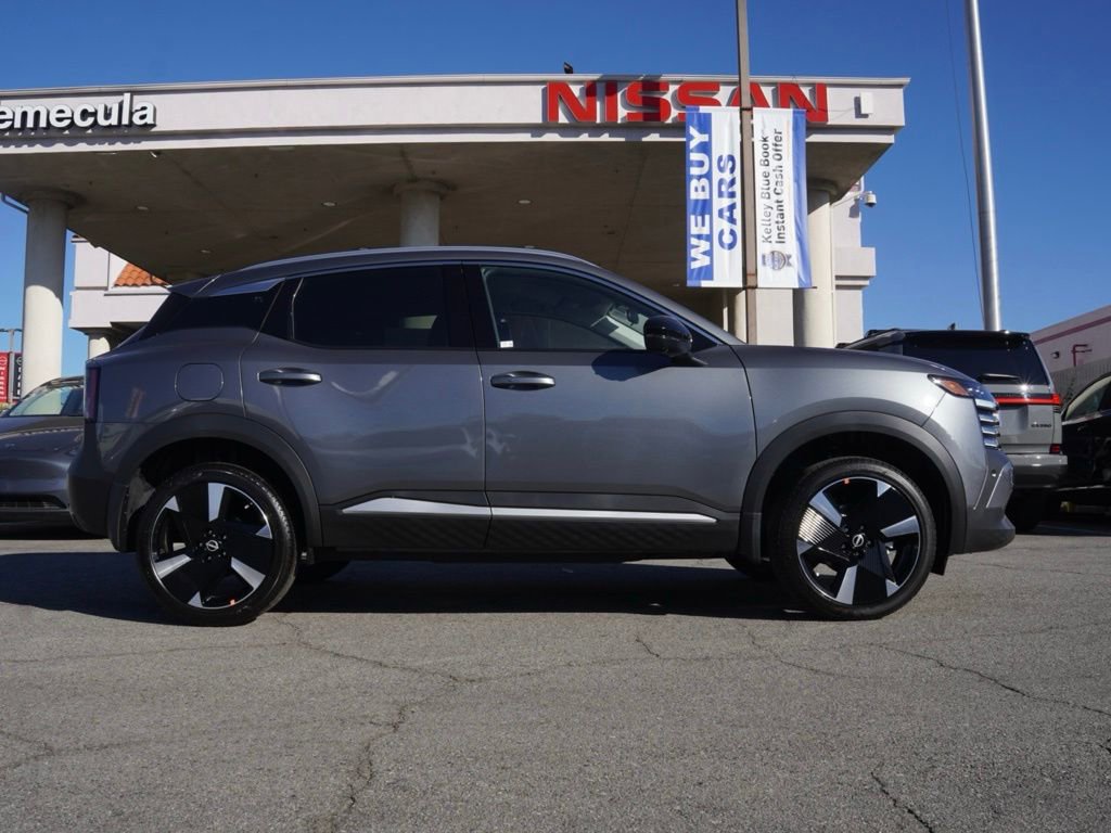 New 2026 Nissan Kicks SR image 3