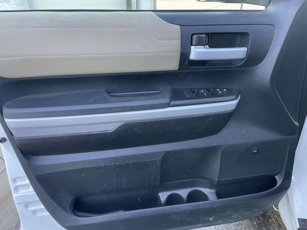 Used 2020 Toyota Tundra Limited w/ Limited Premium Package image 25
