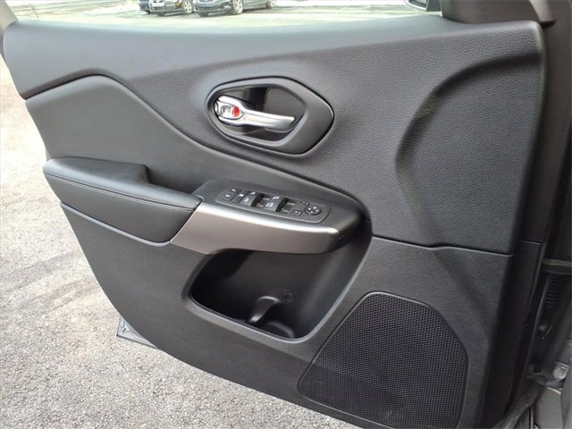 Certified 2022 Jeep Cherokee Latitude Lux image 16