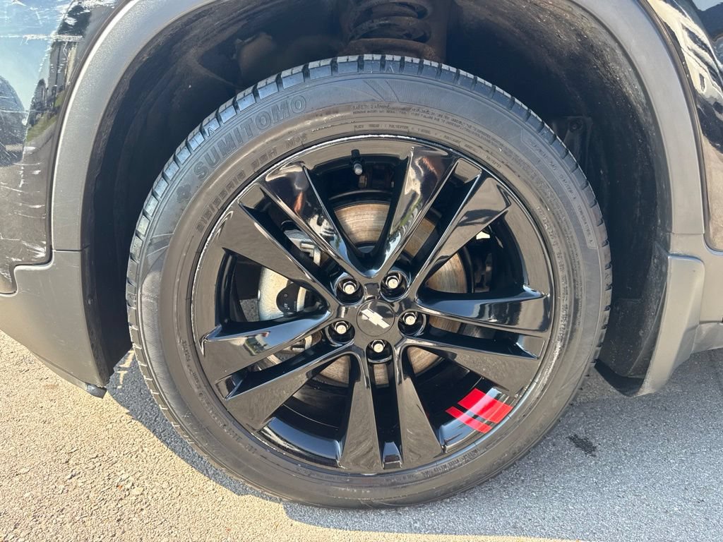 Used 2018 Chevrolet Trax LT w/ Redline Edition FWD image 24