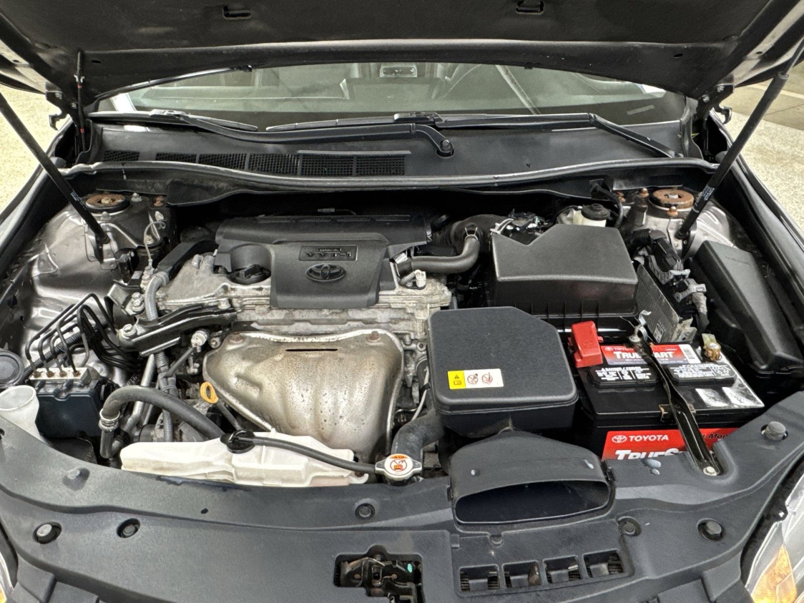 Used 2017 Toyota Camry SE image 32