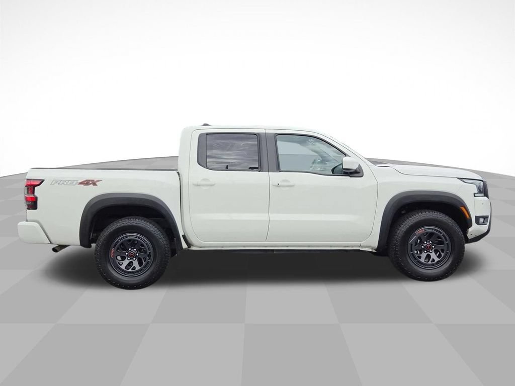 Used 2026 Nissan Frontier PRO-4X AWD/4WD image 2