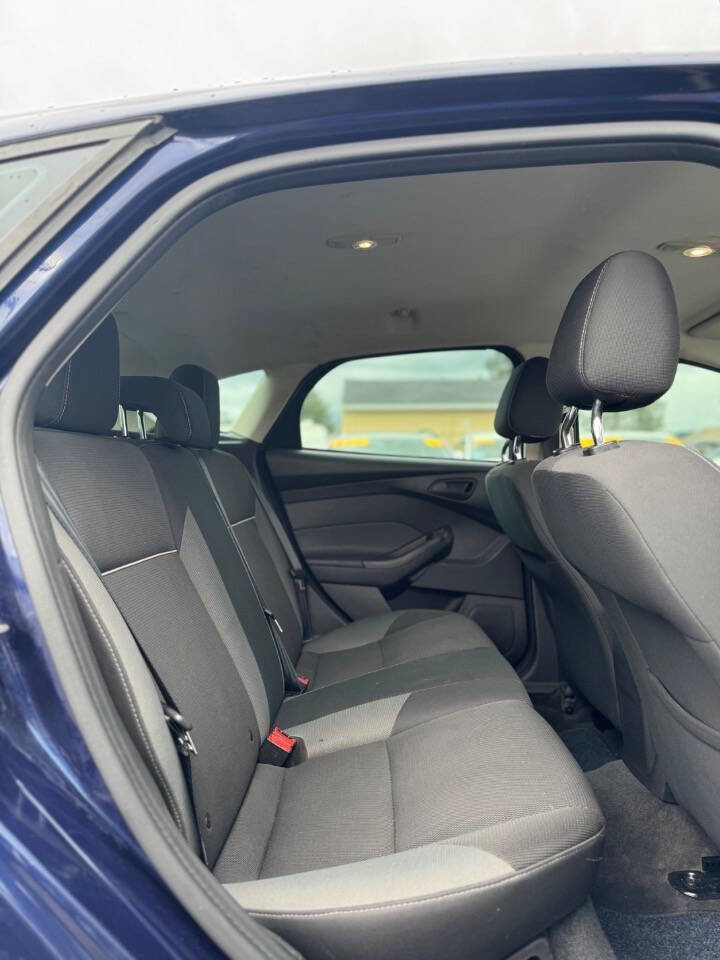 Used 2012 Ford Focus SE image 8