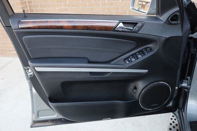 Used 2011 Mercedes-Benz GL 450 4MATIC image 13