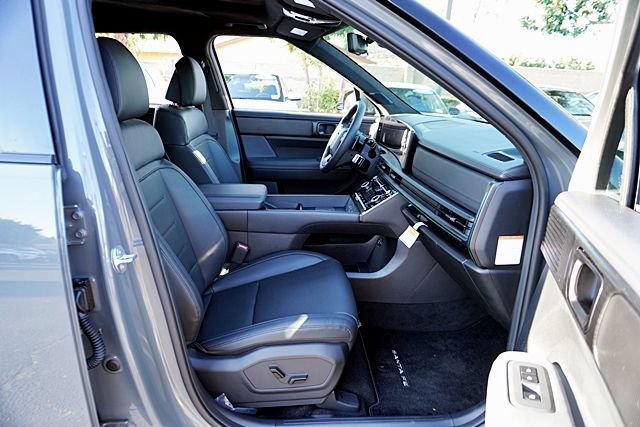 New 2026 Hyundai Santa Fe Calligraphy AWD/4WD image 15