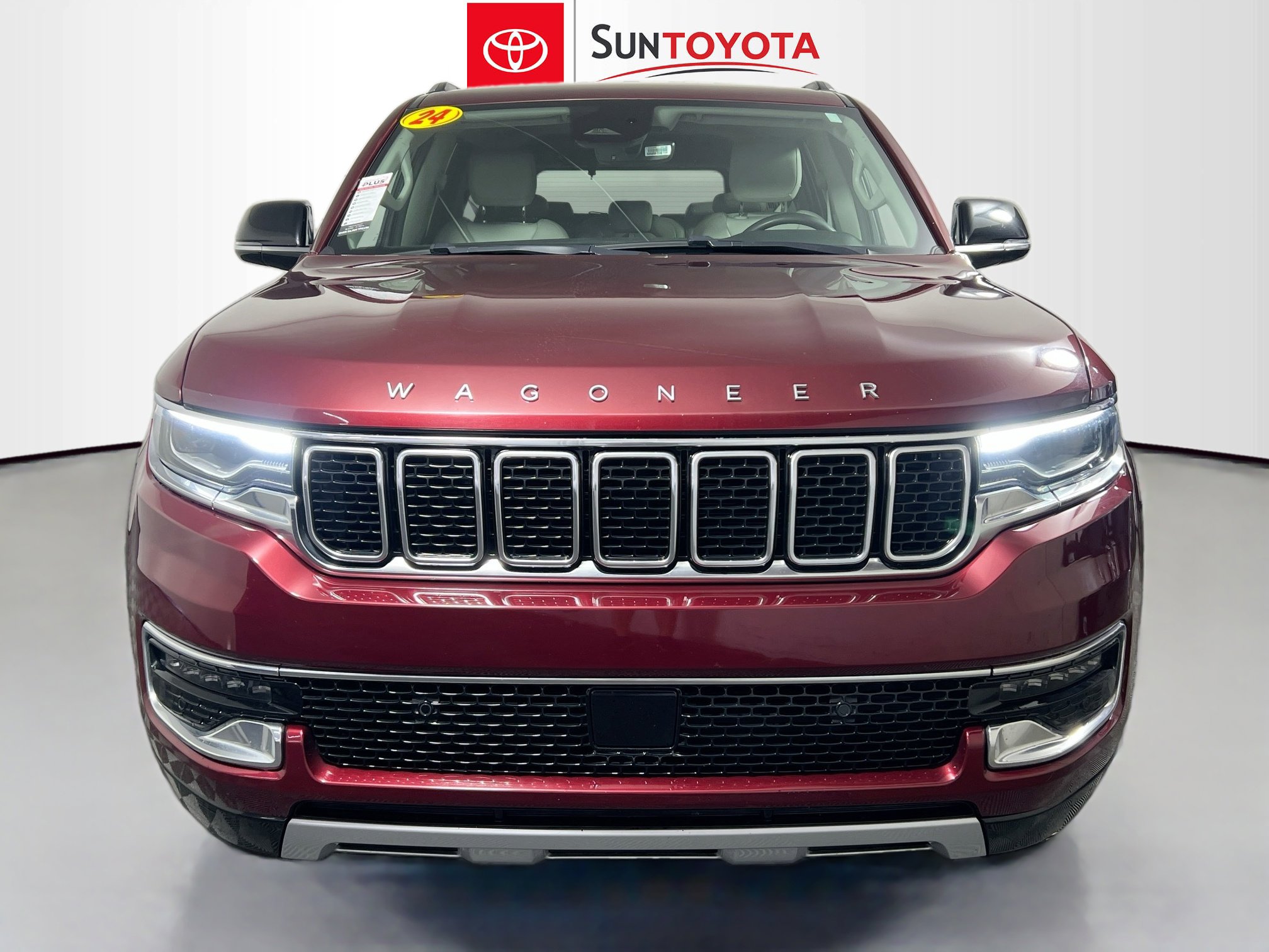 Used 2024 Jeep Wagoneer Series II w/ Flexible Seating Group image 10