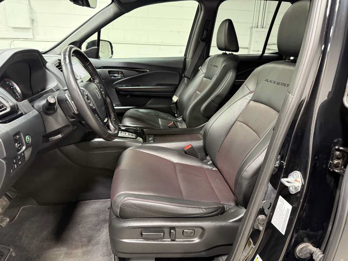 Used 2023 Honda Ridgeline Black Edition image 13