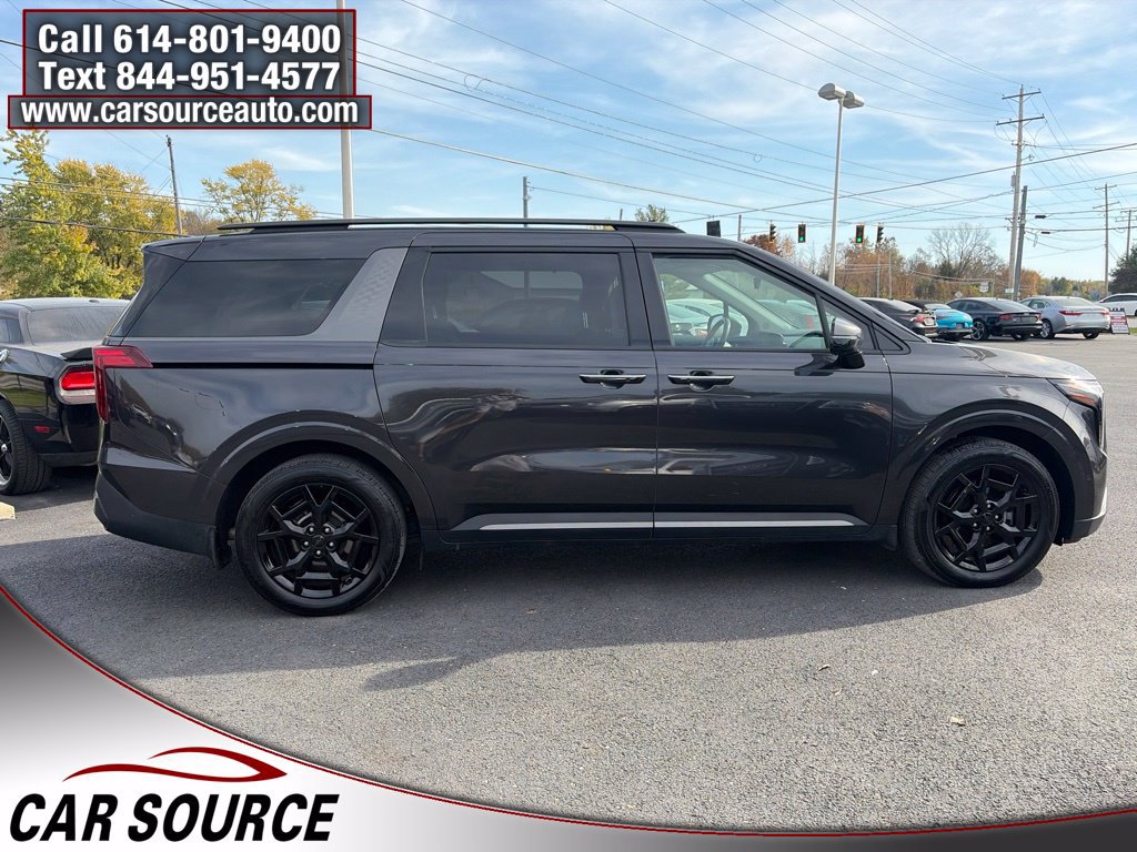 Used 2026 Kia Carnival SX w/ SX Dark Edition Package FWD image 4