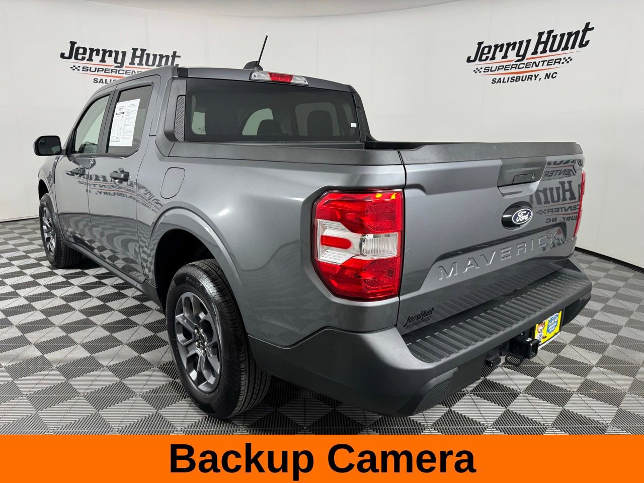 Used 2025 Ford Maverick XLT w/ XLT Luxury Package image 9