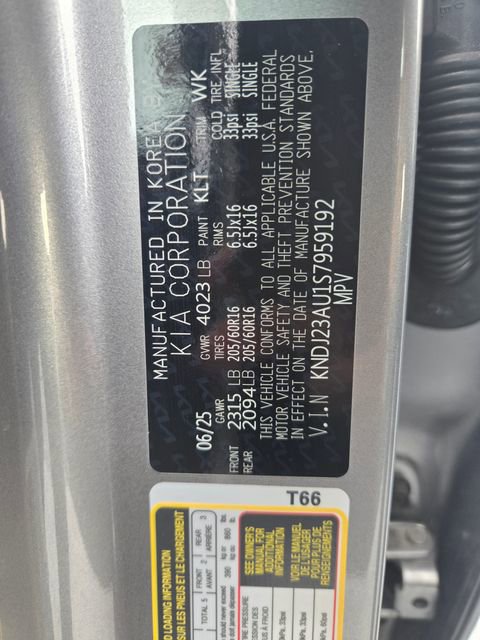 Used 2025 Kia Soul LX FWD image 22