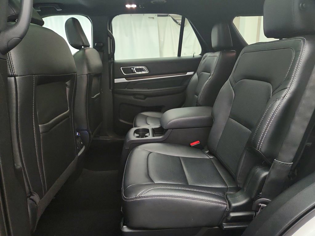 Used 2019 Ford Explorer Limited w/ Equipment Group 301A image 29