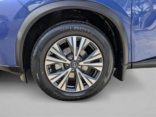Certified 2023 Nissan Rogue SV image 23