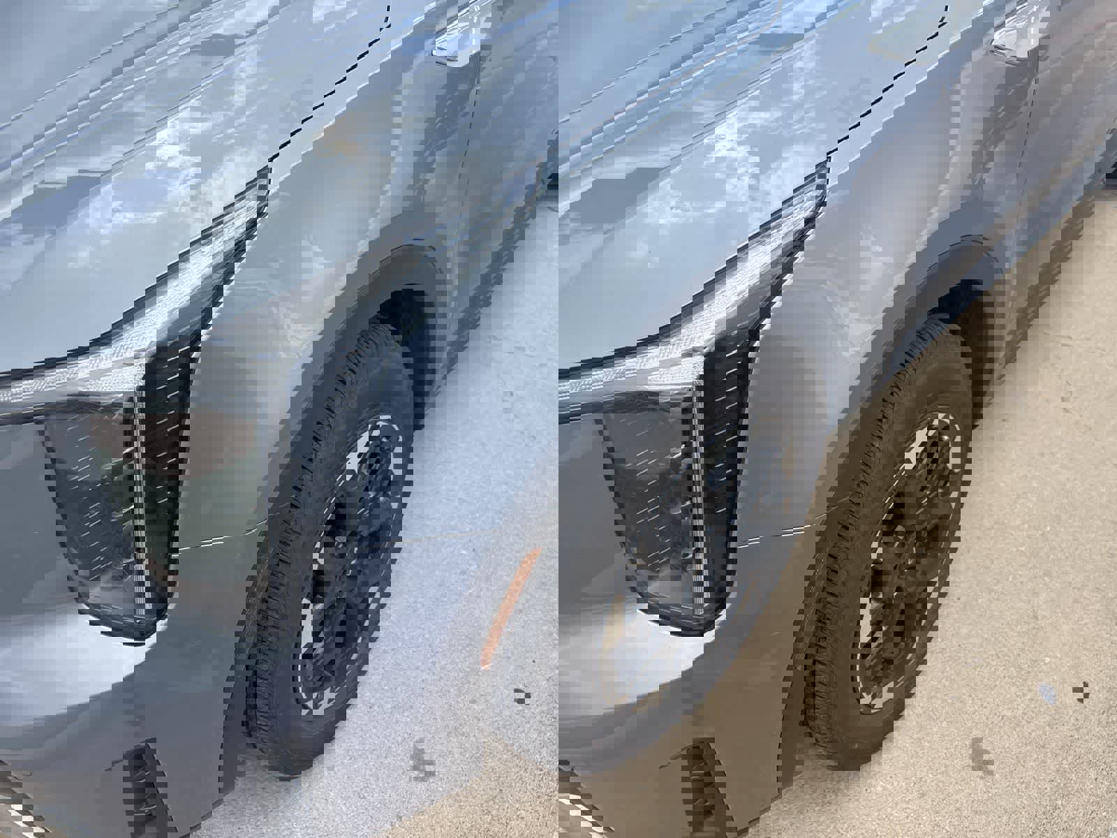 Used 2025 Kia Sorento S w/ Panoramic Sunroof Package image 14