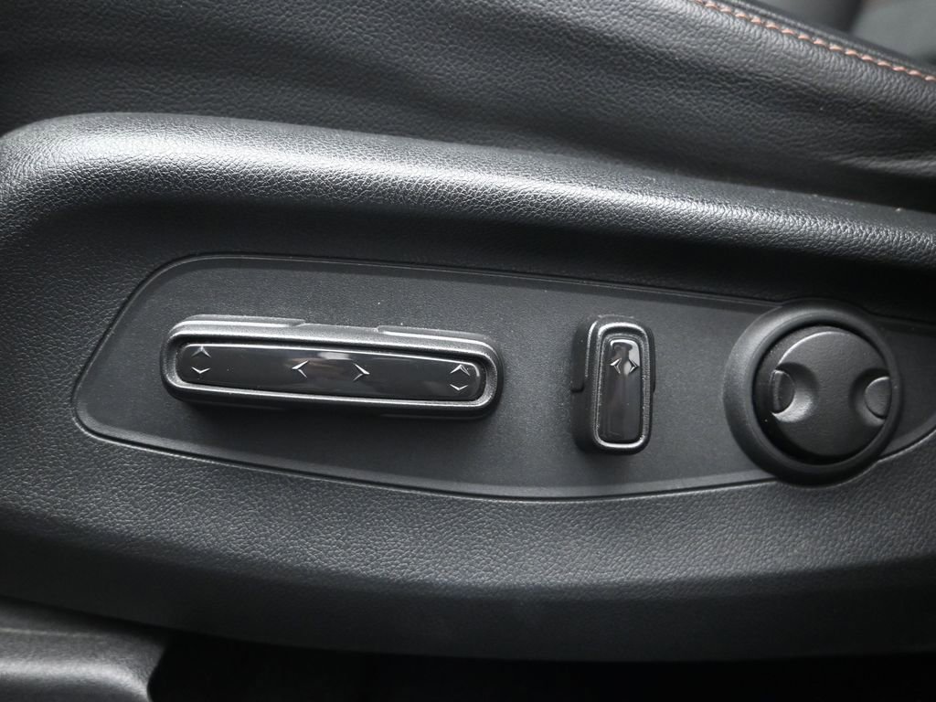 Used 2023 Honda CR-V Sport Touring image 11