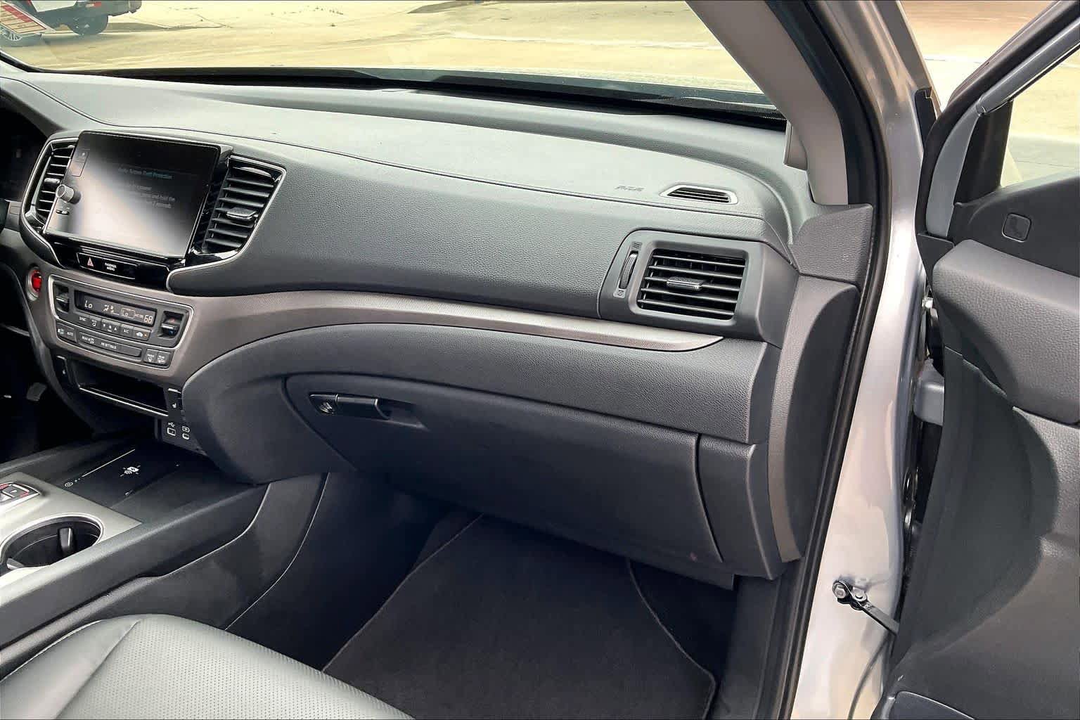 Used 2025 Honda Ridgeline RTL image 18