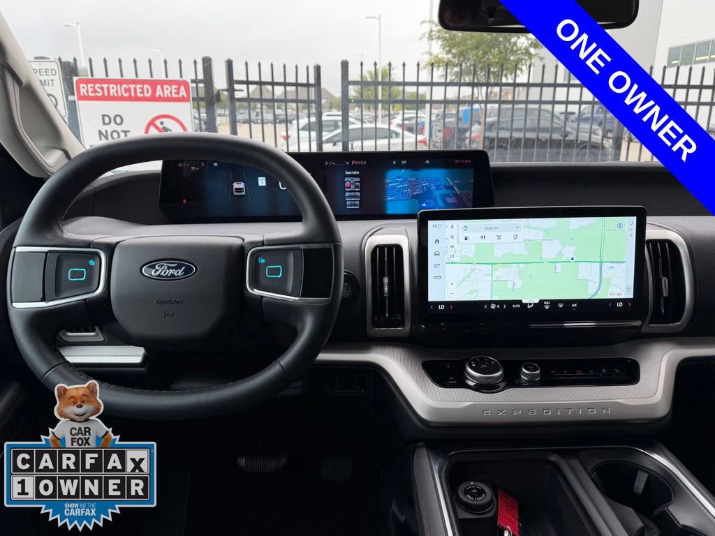 Used 2025 Ford Expedition Max Active AWD/4WD image 6
