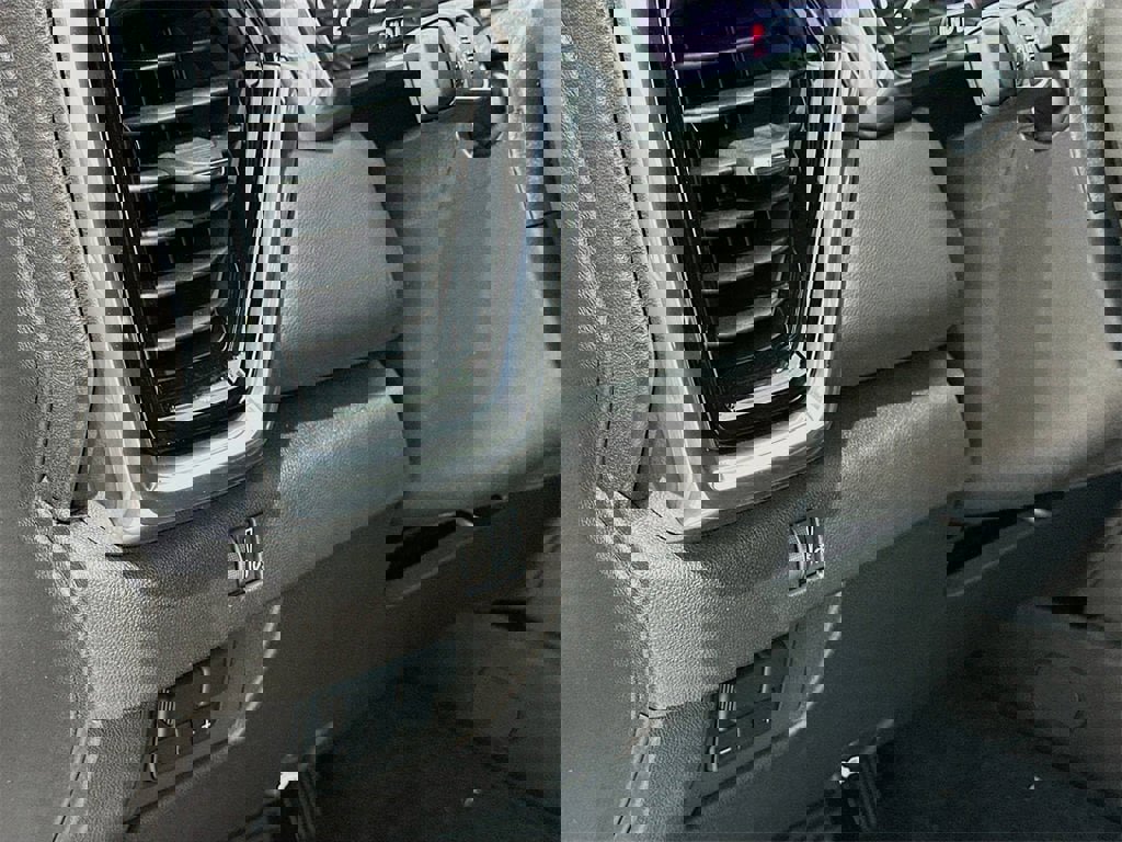 New 2026 GMC Canyon Elevation w/ Convenience Package image 10