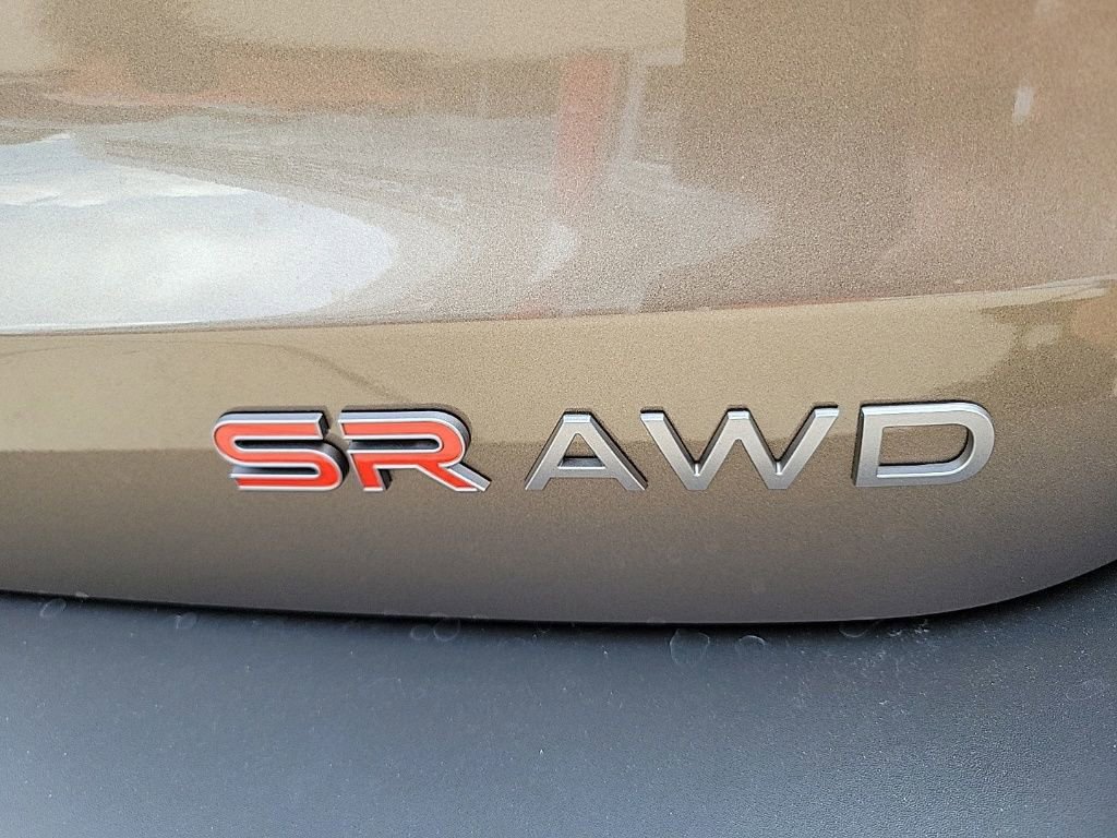 New 2025 Nissan Kicks SR w/ SR Premium Package image 12