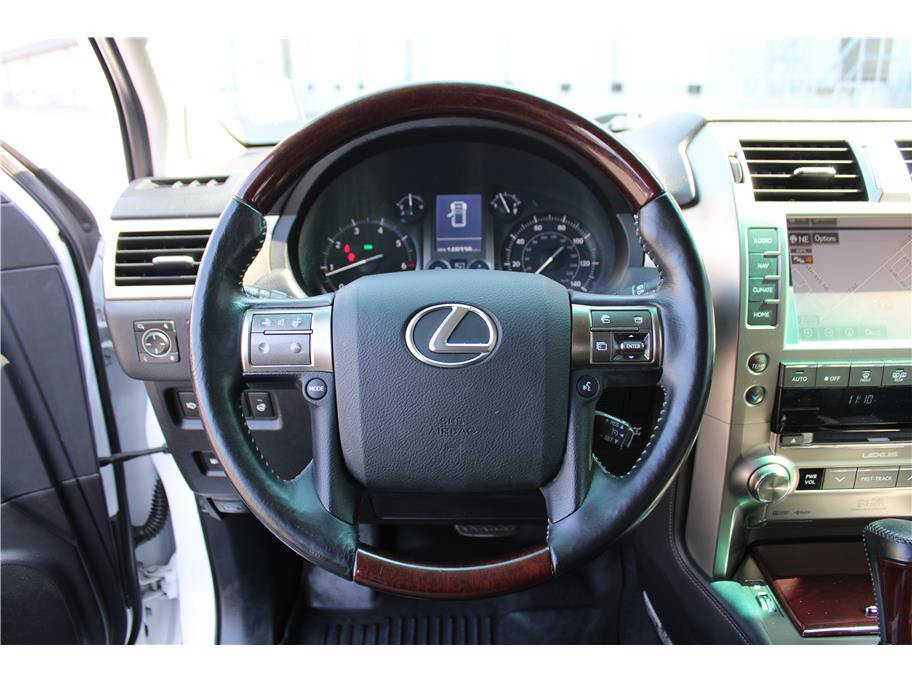 Used 2015 Lexus GX 460 Luxury AWD/4WD image 20