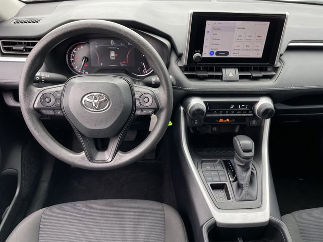Used 2025 Toyota RAV4 LE AWD/4WD image 11
