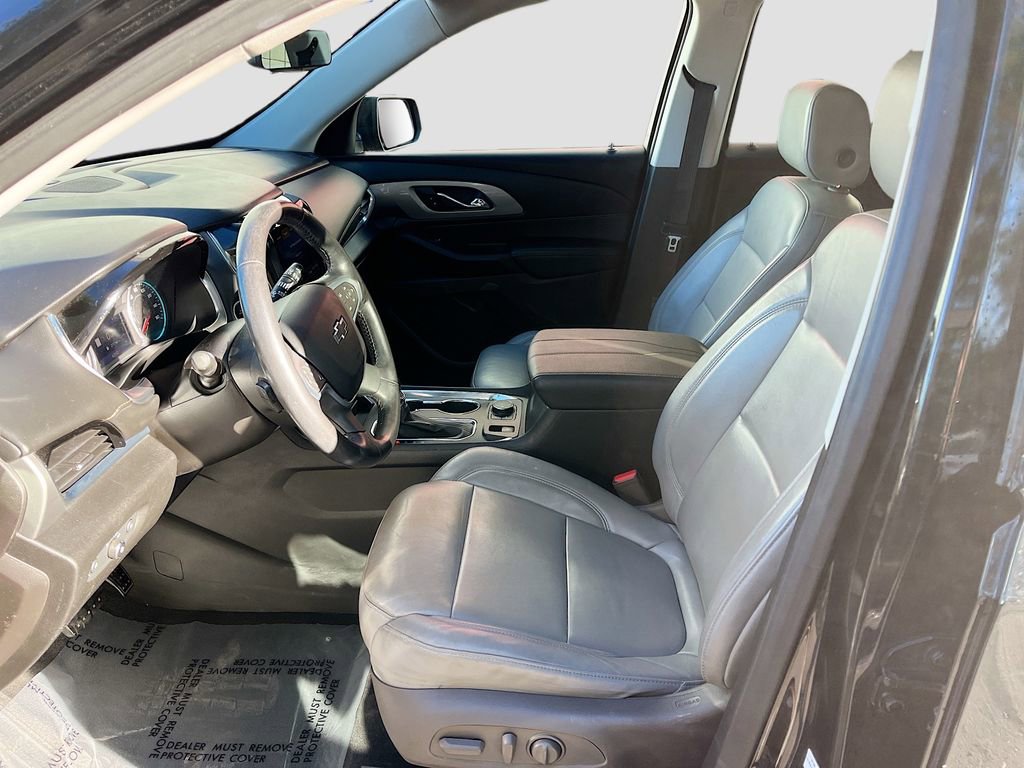 Used 2021 Chevrolet Traverse RS image 22