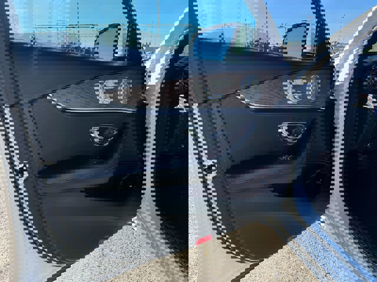 Used 2018 Mercedes-Benz E 300 E 300 image 19