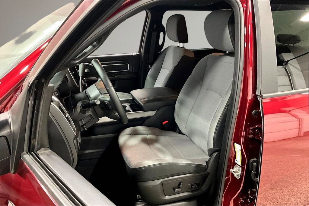 Used 2024 RAM 3500 Big Horn image 21