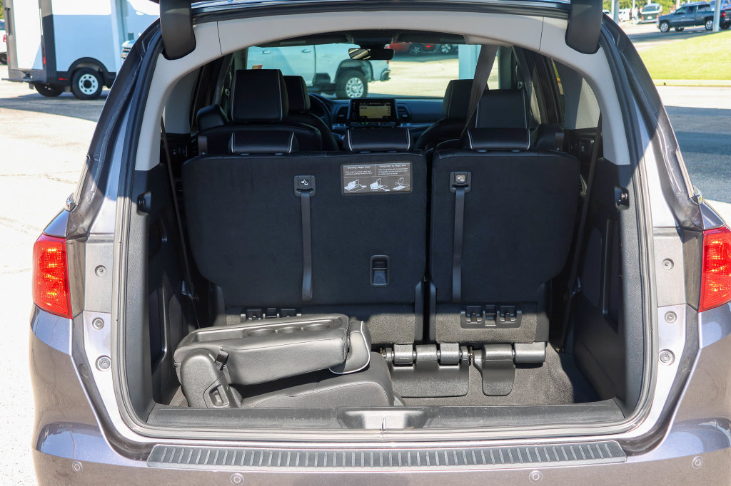 Used 2024 Honda Odyssey Elite image 8