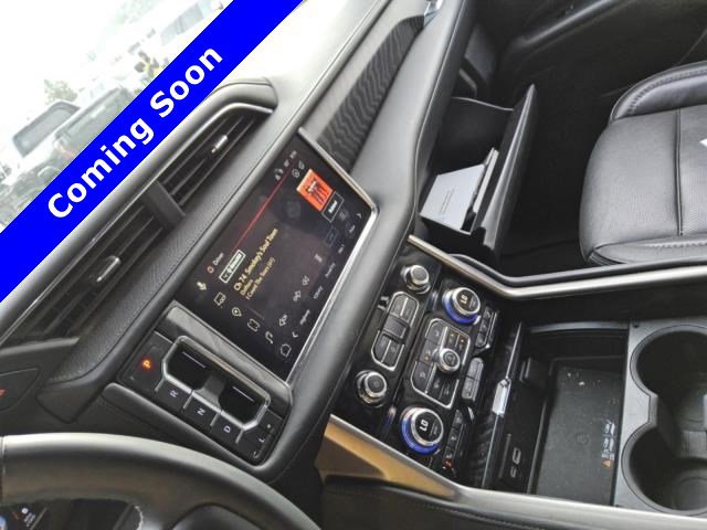 Used 2023 GMC Yukon XL Denali image 14