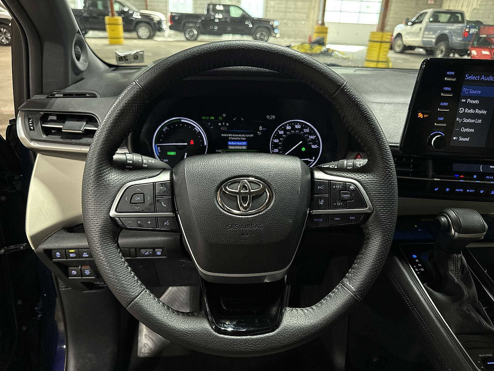 Used 2023 Toyota Sienna Limited w/ Protection Package (TMS) AWD/4WD image 19