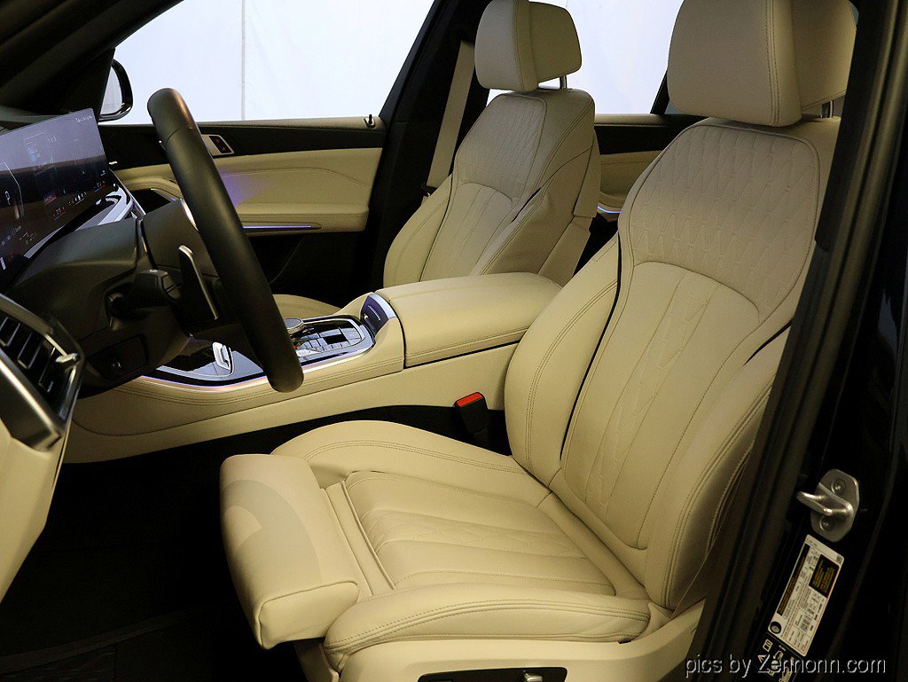 Certified 2024 BMW X5 xDrive40i w/ M Sport Package image 10