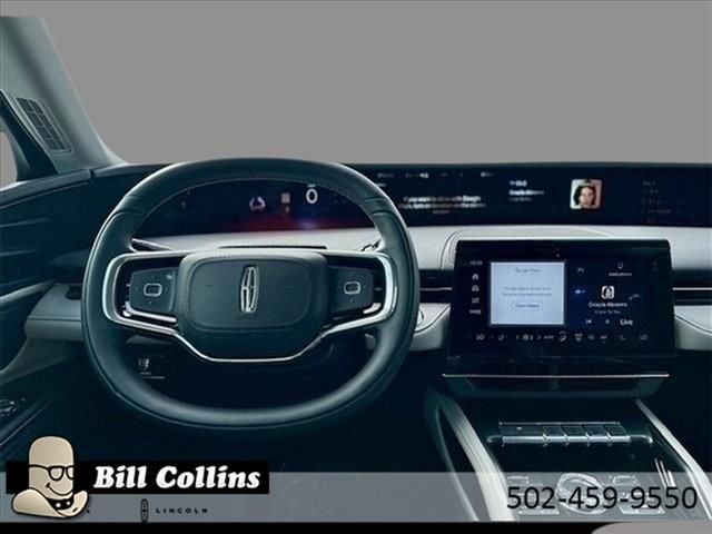 New 2024 Lincoln Nautilus Premier image 13