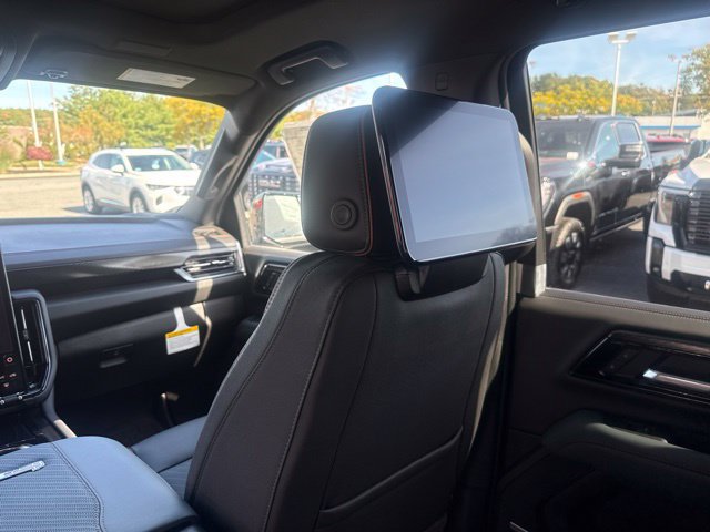 New 2027 GMC Yukon AT4 w/ AT4 Premium Plus Package AWD/4WD image 23