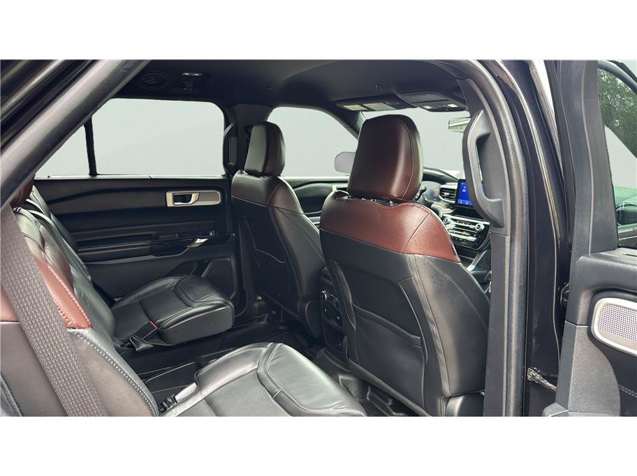 Used 2021 Ford Explorer Platinum AWD/4WD image 20