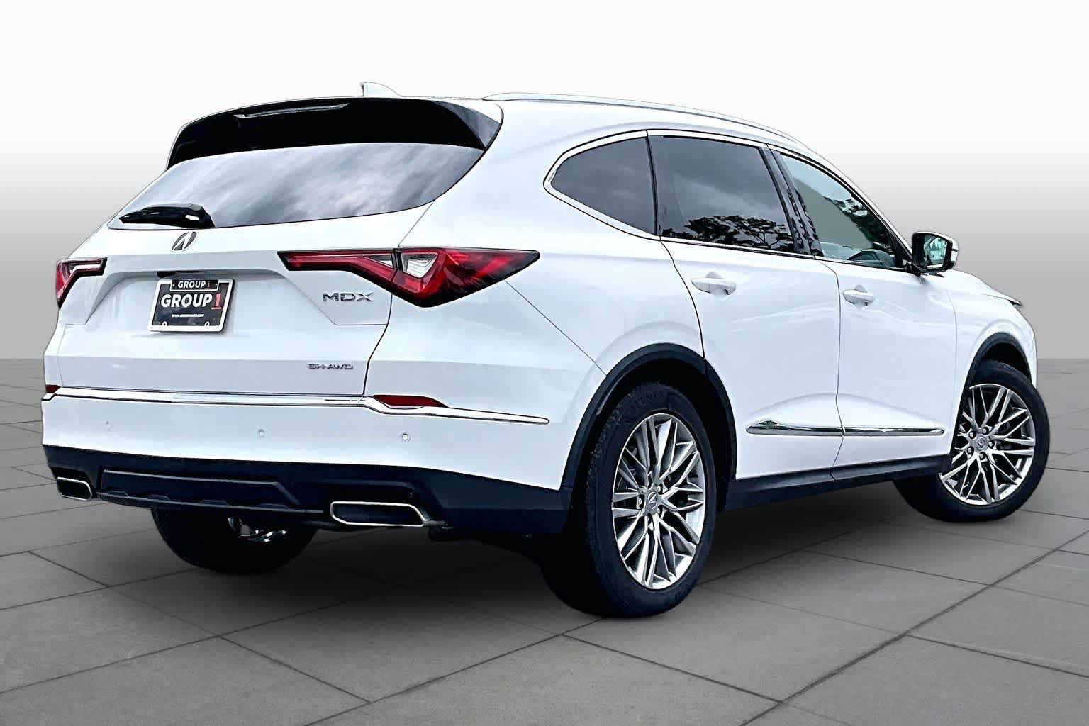 Used 2024 Acura MDX w/ Advance Package AWD/4WD image 13