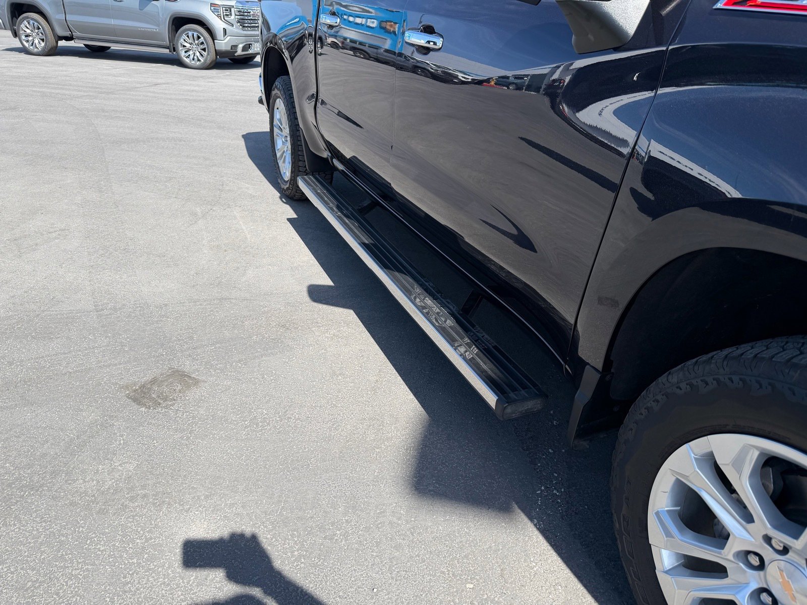 Used 2024 Chevrolet Silverado 1500 LTZ w/ Technology Package image 28