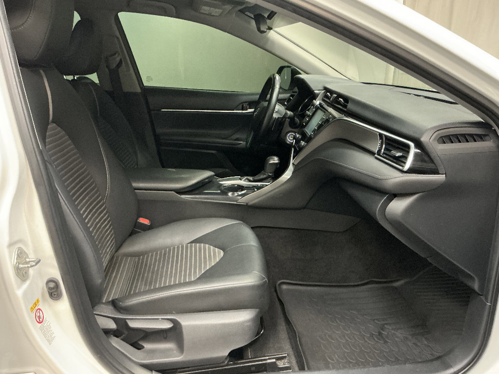 Used 2018 Toyota Camry SE w/ Protection Package (Q1) FWD image 27