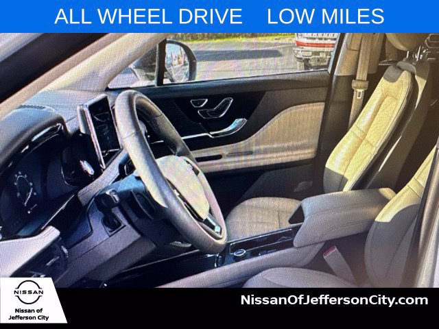 Used 2022 Lincoln Corsair AWD w/ Equipment Group 101A image 5