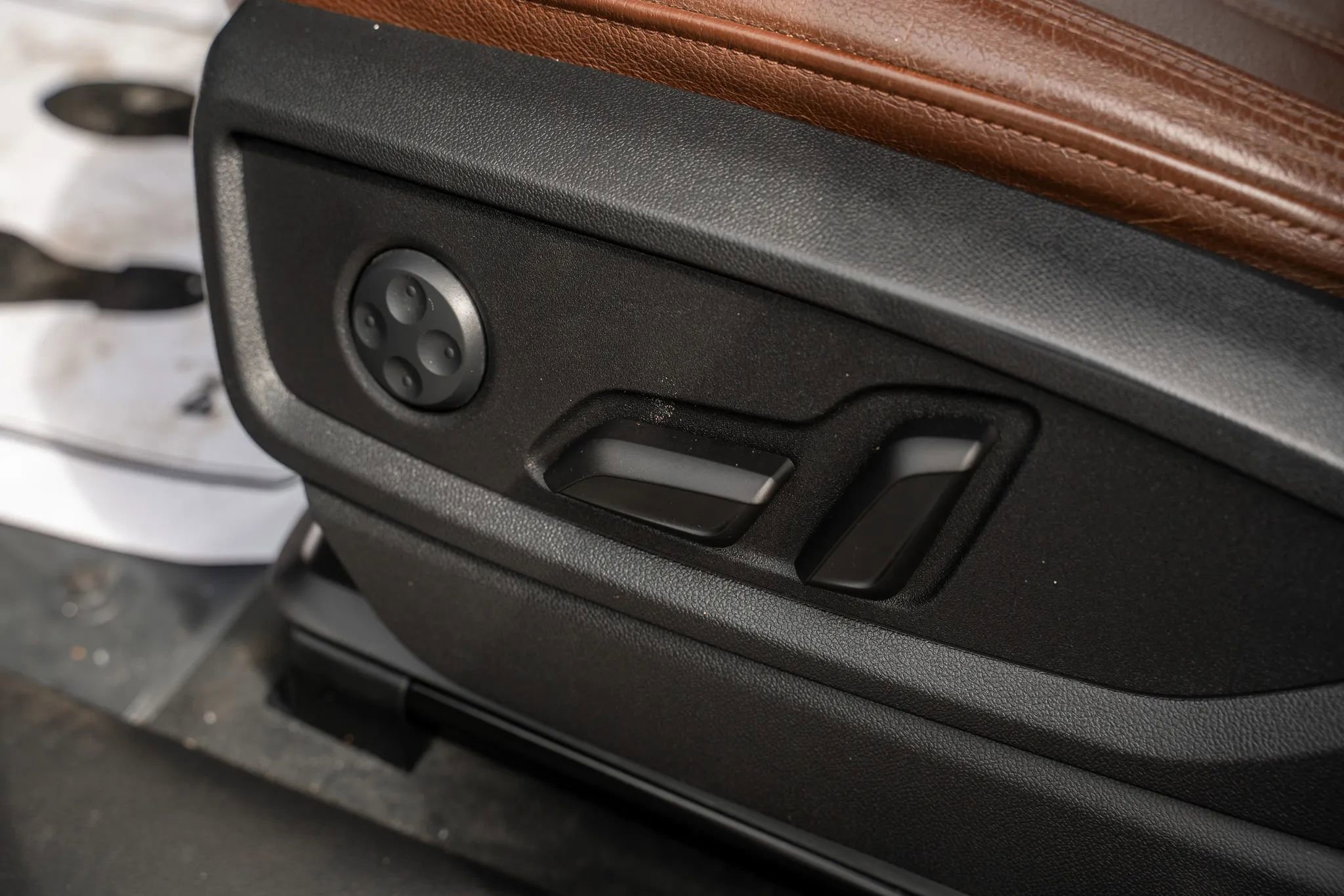 Used 2018 Audi Q5 2.0T Premium Plus w/ Premium Plus Package image 17