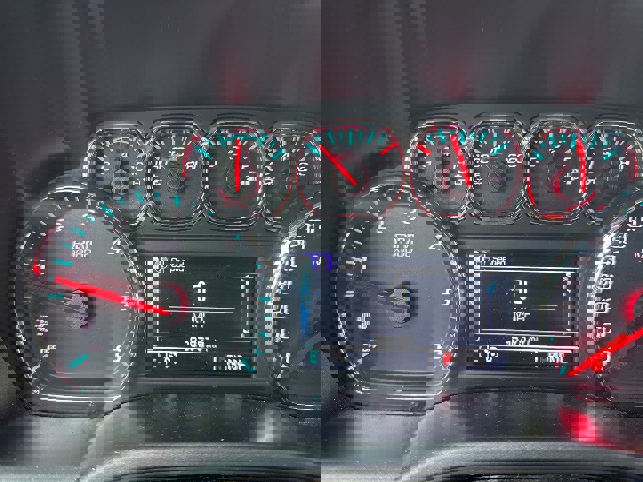 Used 2018 Chevrolet Silverado 1500 LT w/ LT Eassist Package image 27