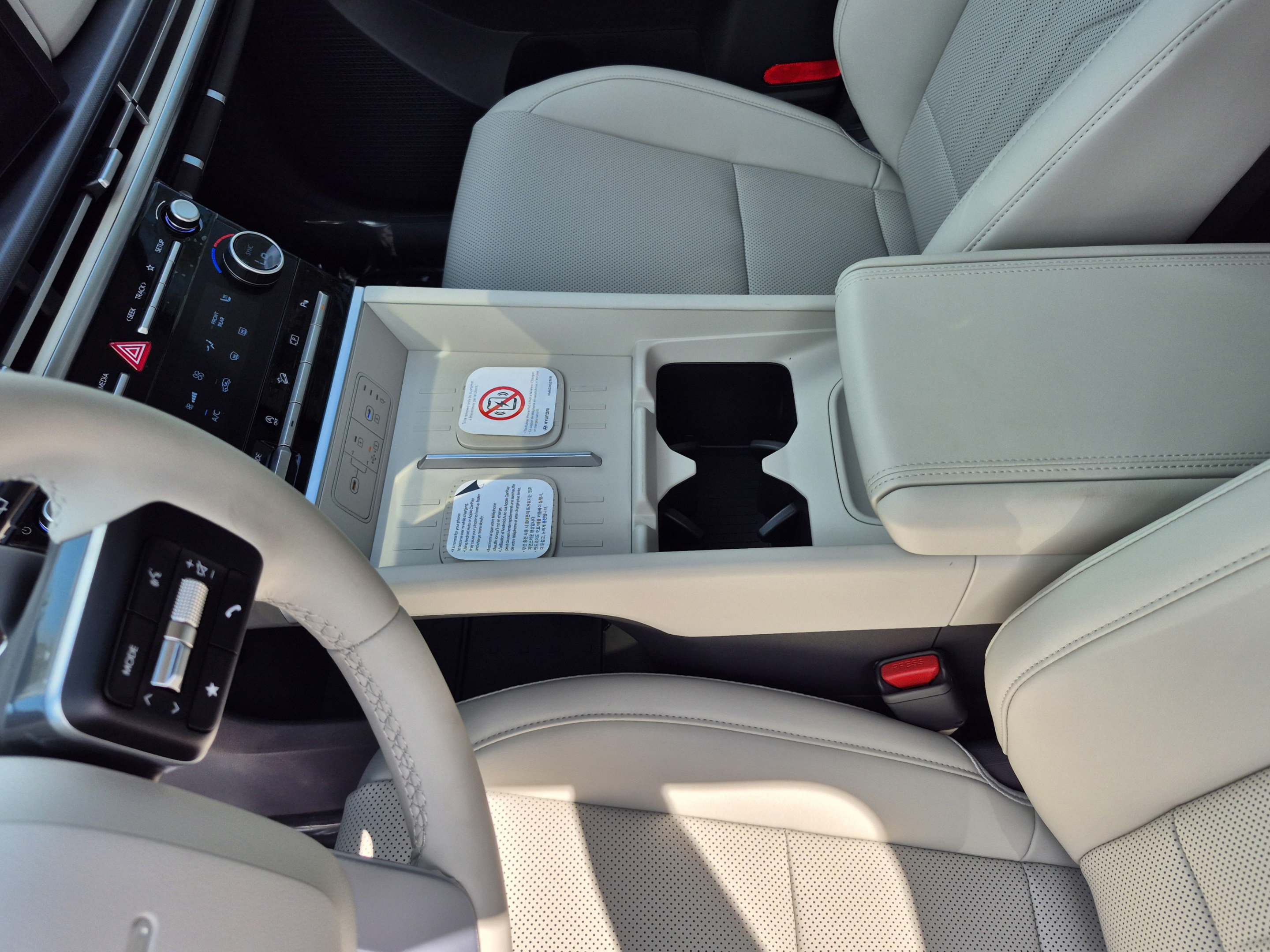 New 2027 Hyundai Santa Fe SEL FWD image 23