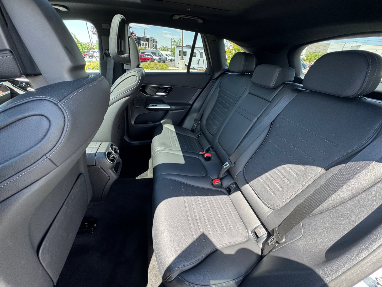 Certified 2026 Mercedes-Benz GLC 300 4MATIC image 16