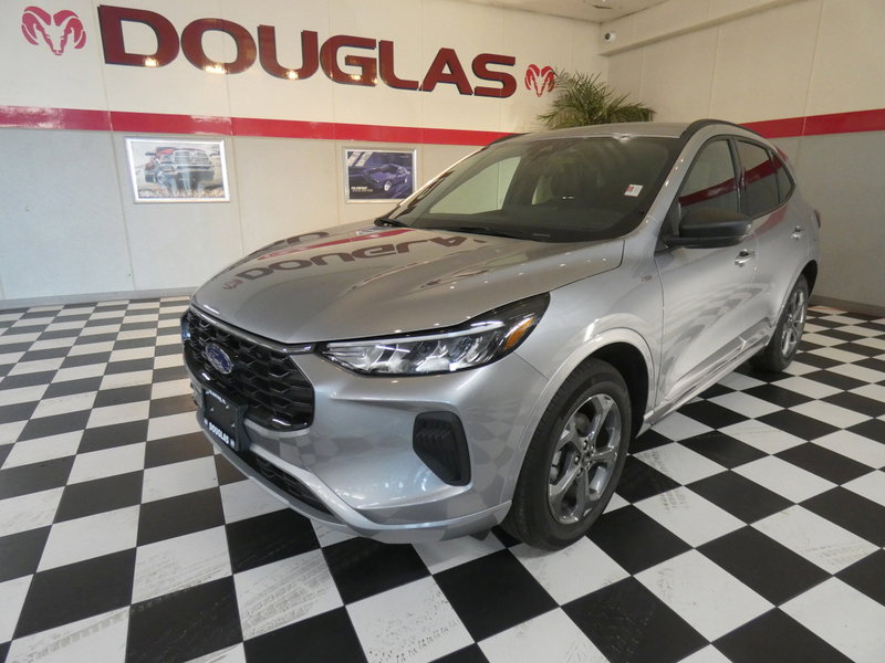 Used 2024 Ford Escape ST-Line w/ Tech Pack #1
